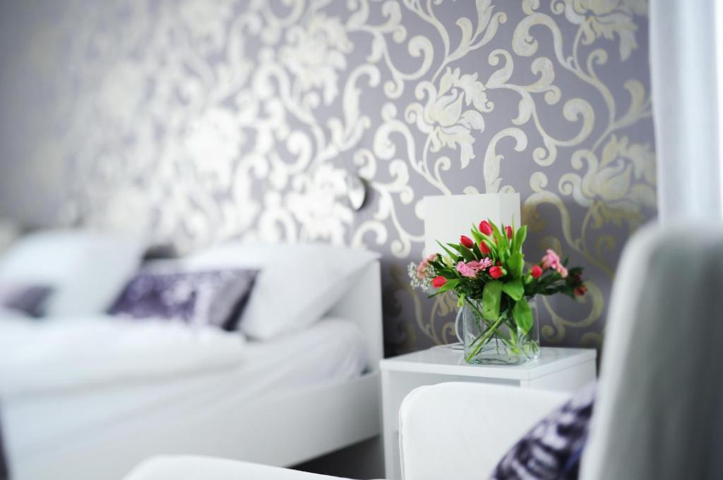 Garni Hotel Azur Ljubljana Room photo